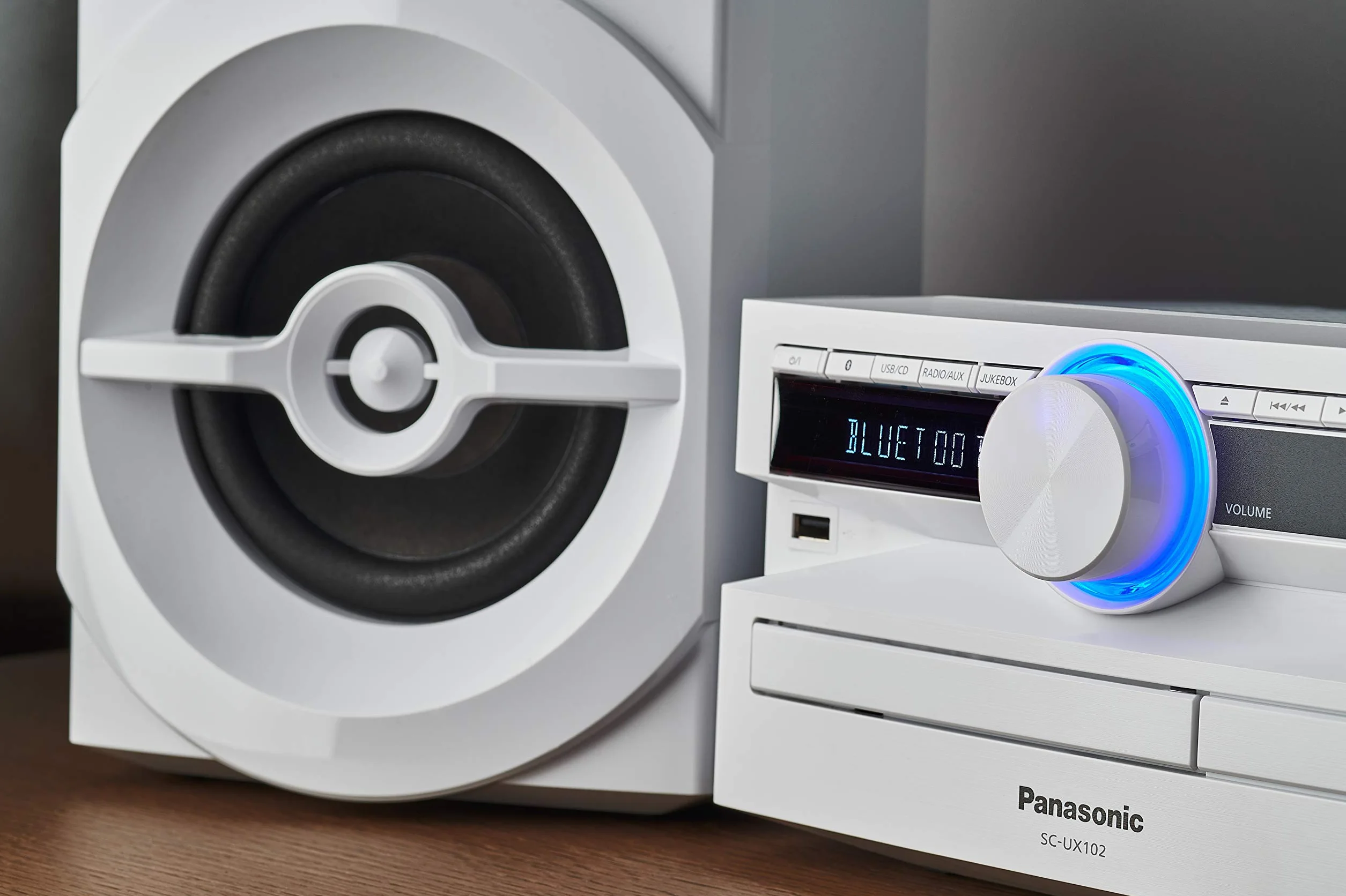Panasonic SC-UX102E-W Mini Sistema Stereo 300 W Bluetooth USB DAB/DAB+ Bianco