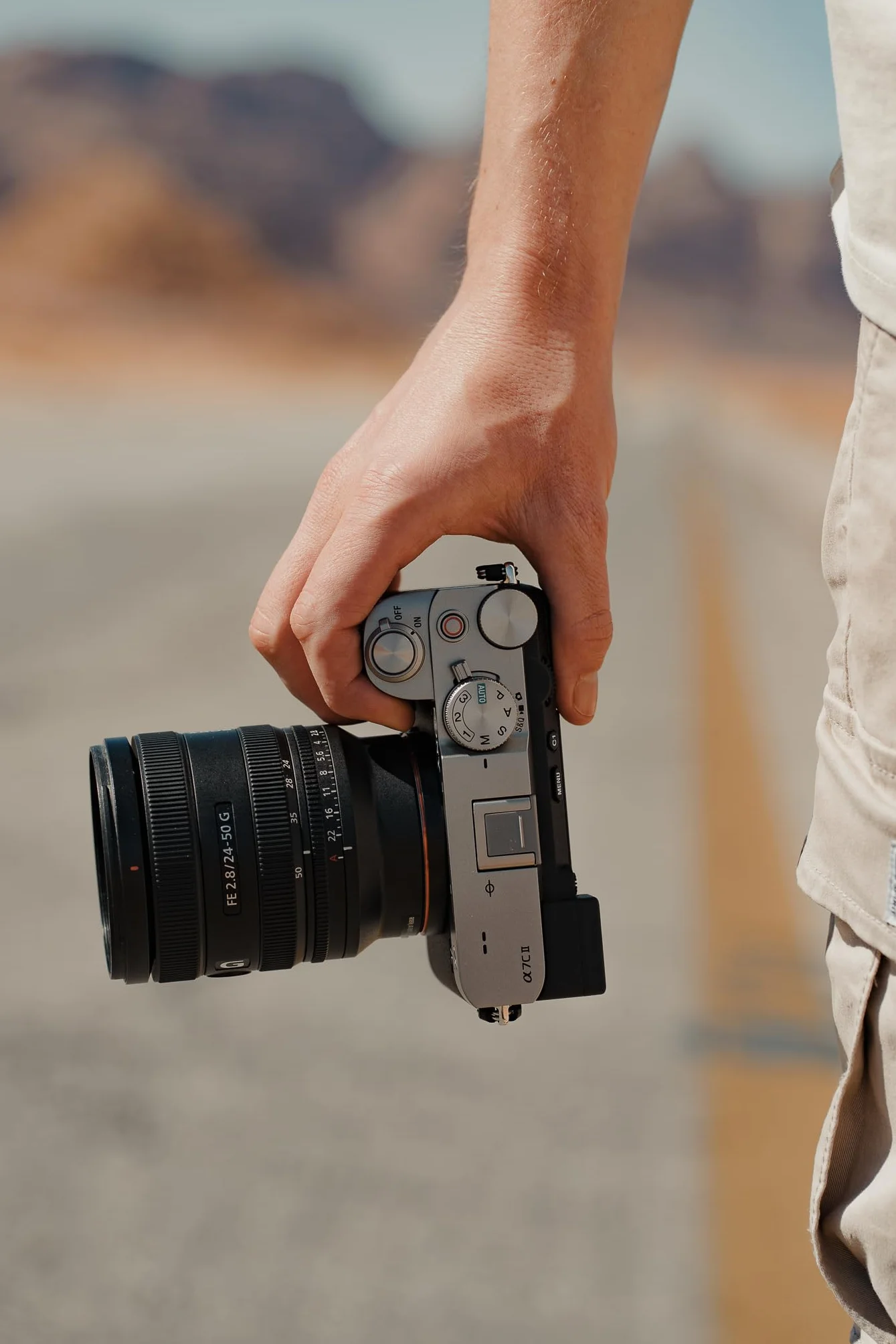 Sony Obiettivo zoom standard SEL2450G F2.8 G, nitidezza elevata, autofocus veloce, stabilizzazione interna, per gimbal e droni
