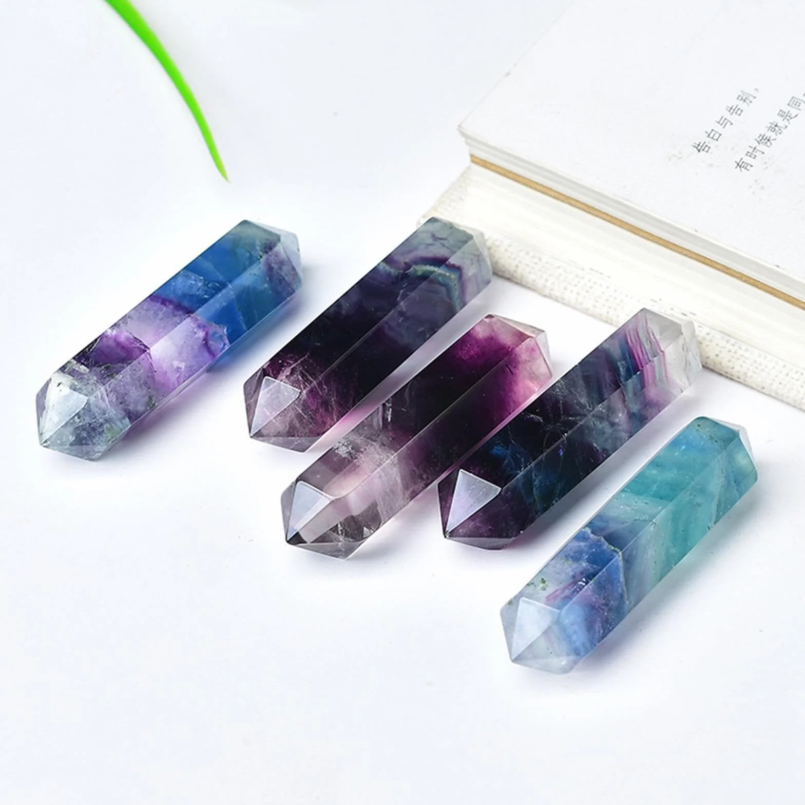 Cristallo di Fluorite Arcobaleno lucidato in Pietra di Quarzo Naturale, Regalo Esagonale, Prestazioni, amplificazione energetica, Ufficio a casa, Cristalli Pietra Quarzo Naturale lucidato,