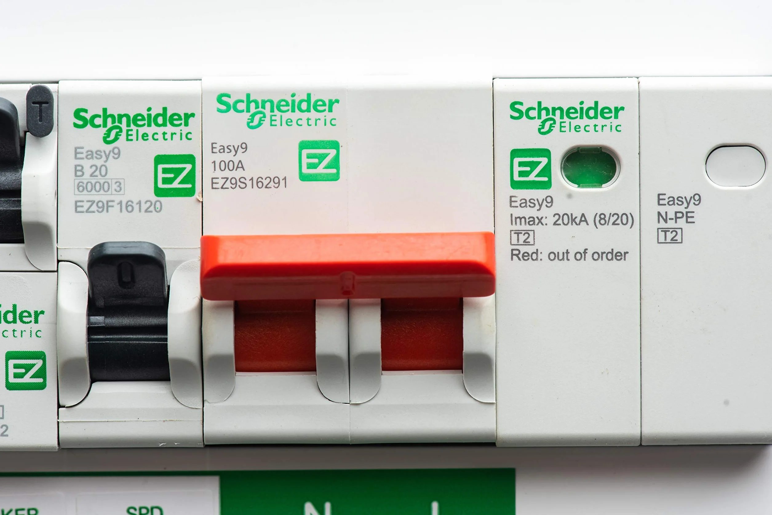 Schneider EZ9L33620 EASY9 parafulmini 1p-n 20 KA