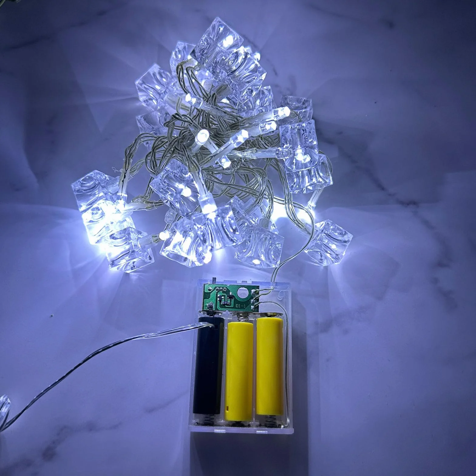 Eliminatore di Batterie AA/AAA 4,5 V e 3 V per Candele Elettroniche, Giocattoli, Luci