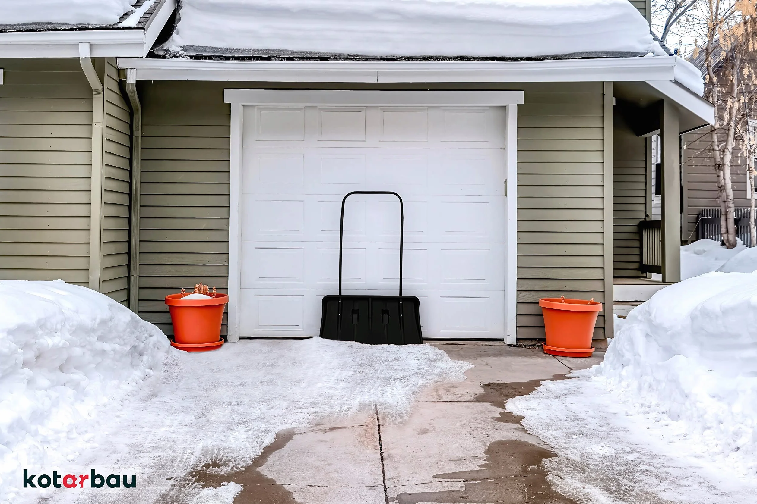 KOTARBAU® Pala da Neve con Ruote 80 cm con Profilo in Alluminio e Manico in Metallo - Spazzaneve ECO Nero