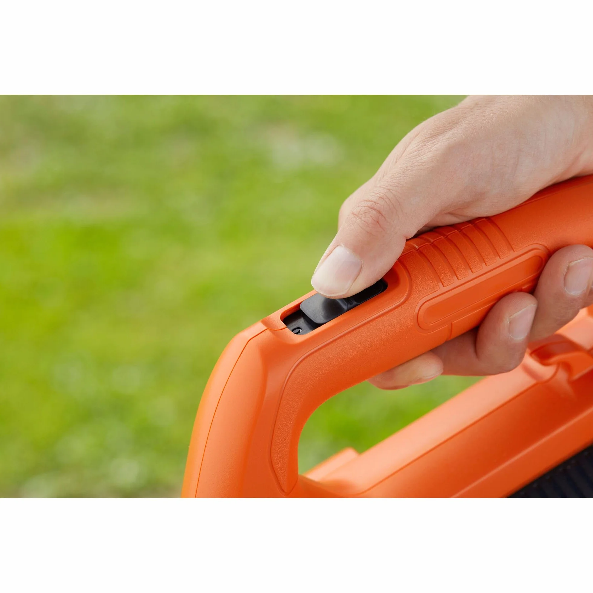 BLACK+DECKER,SOFFIATORE ASSIALE 1850W - VEL SOFFIAGGIO FINO A 190 KM/H, DESIGN LEGGERO E COMPATTO . BEBL185-QS