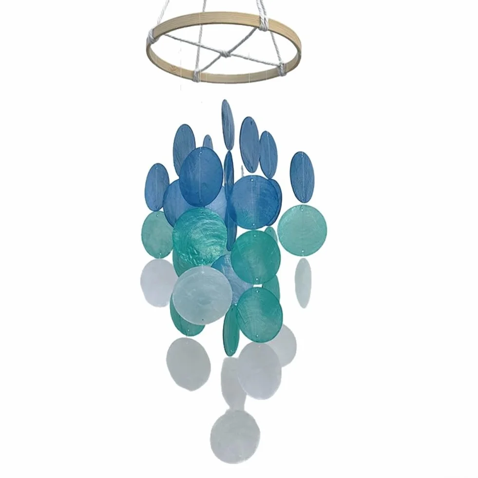 Scacciapensieri fatto a mano con conchiglie che offrono melodie pacifiche e per l'uso in case, giardini o patii (blu)