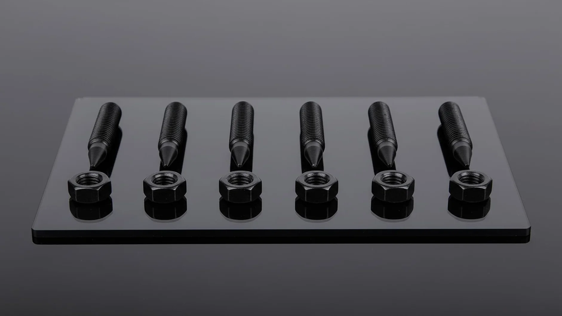 PrecisionGeek Speaker Spikes M8 Piedini Anti-Vibrazione per Diffusori Hi-Fi Acciaio Brunito Ø8 M8×45 mm