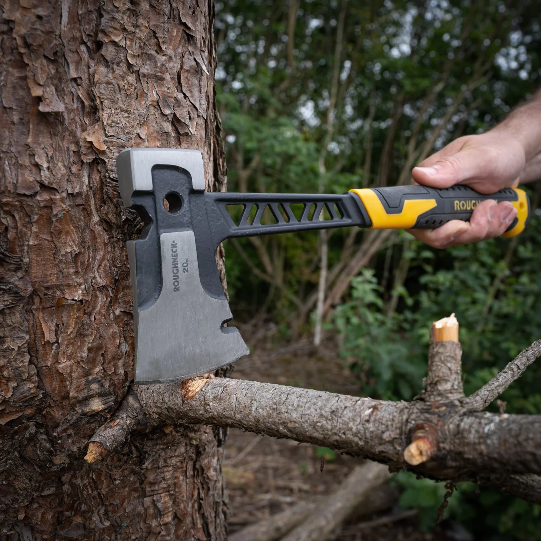 Roughneck ROU11070 Gorilla V-Series Axe 0.6kg 1¼lbs Black Yellow