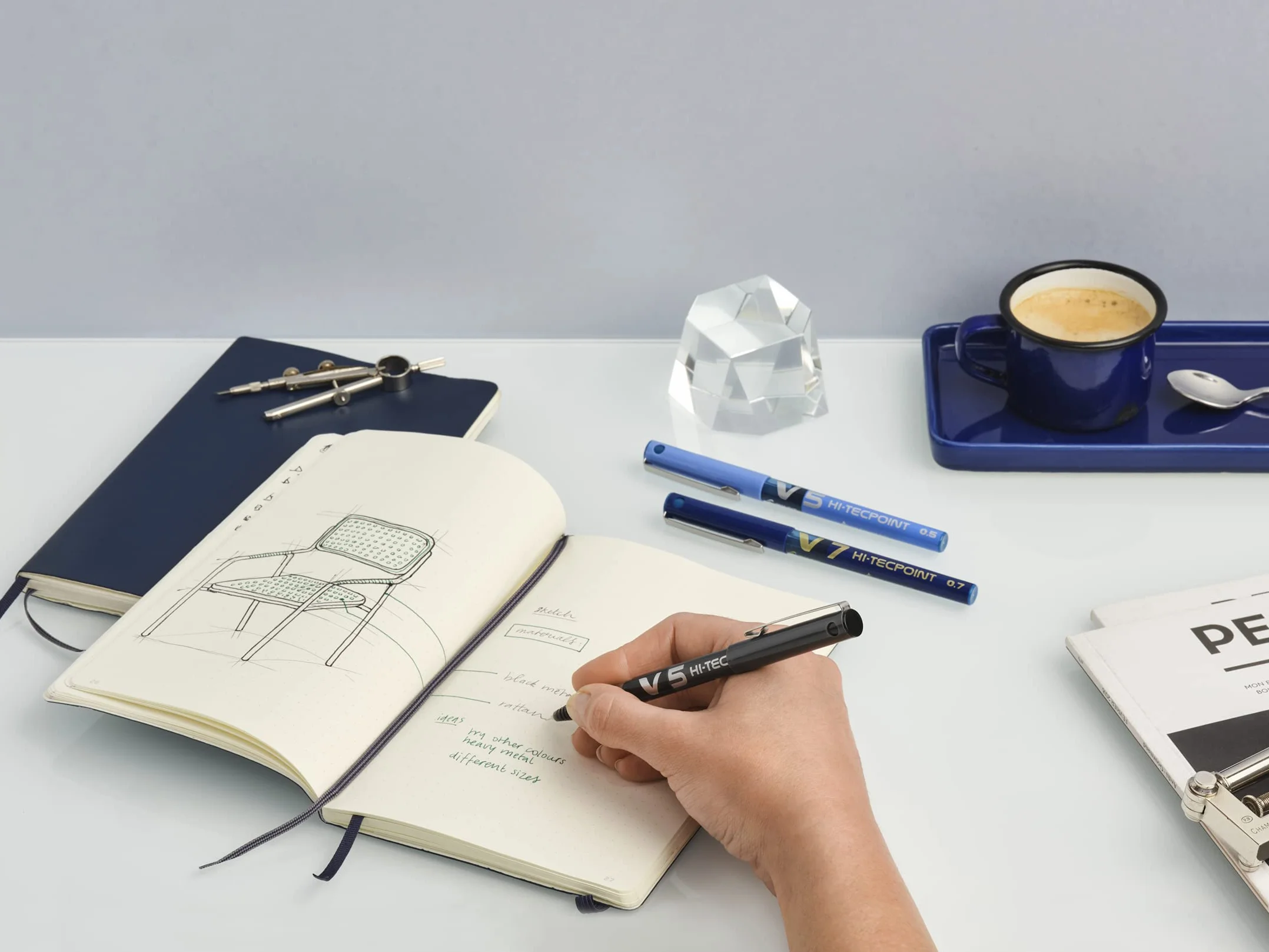 PILOT V5 Penna Roller Inchiostro Liquido Punta Fine 0,5 mm Nero Asciugatura Rapida