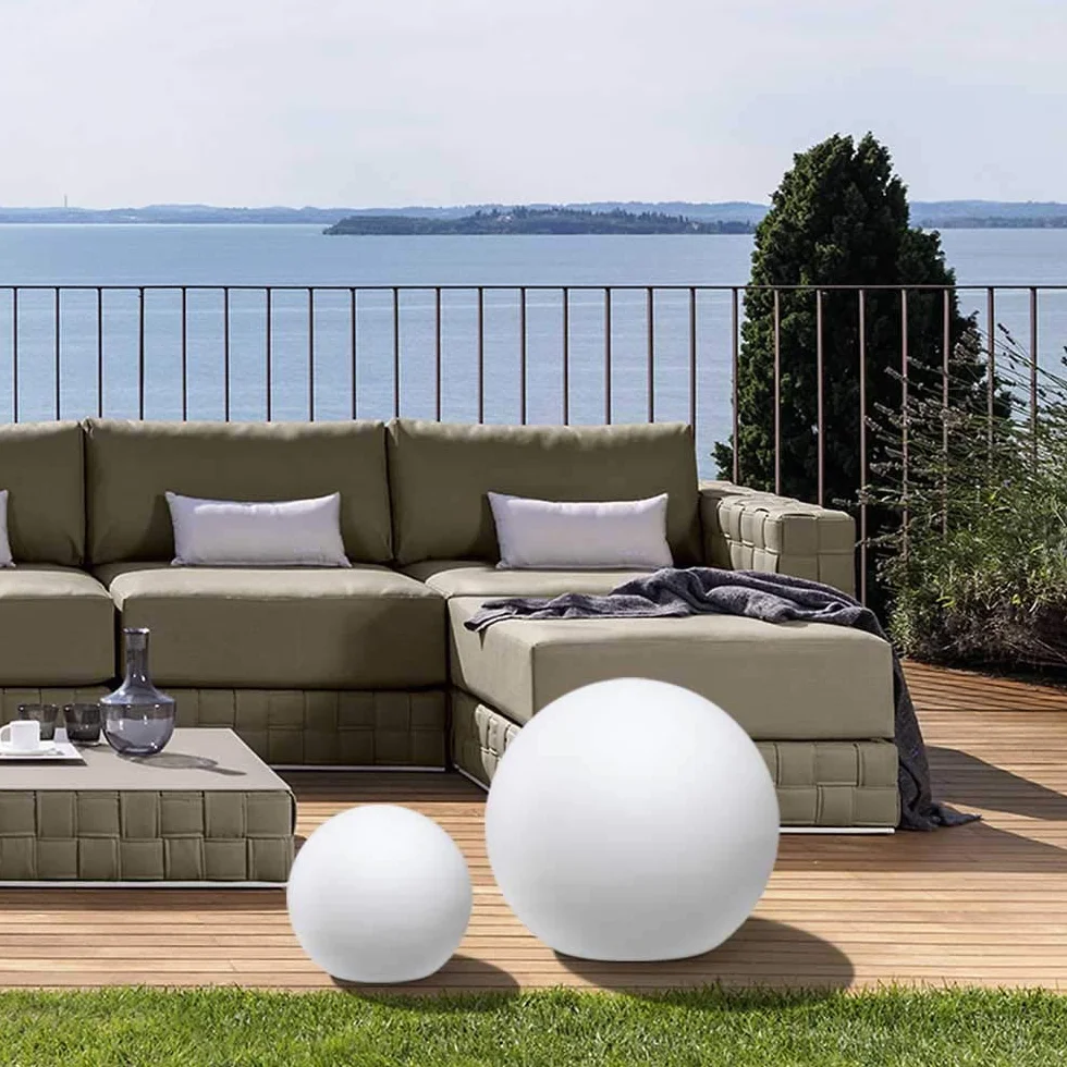 Velamp Sfera Luminosa LED Ø 25cm. A Ricarica Solare, IP66. con Telecomando: Scelta tra Bianco e 7 Colori. Wireless. per Giardino, terrazzo, Piscina