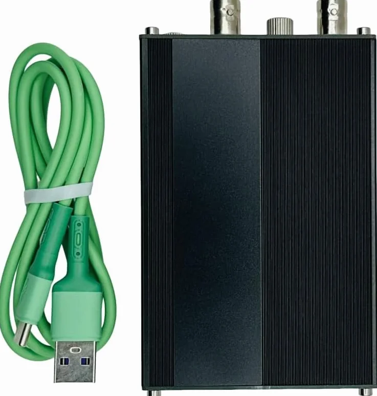 ATU-10 QRP Tuner 15 W 1,8-50 MHz OLED magnete relè supporto IC-705