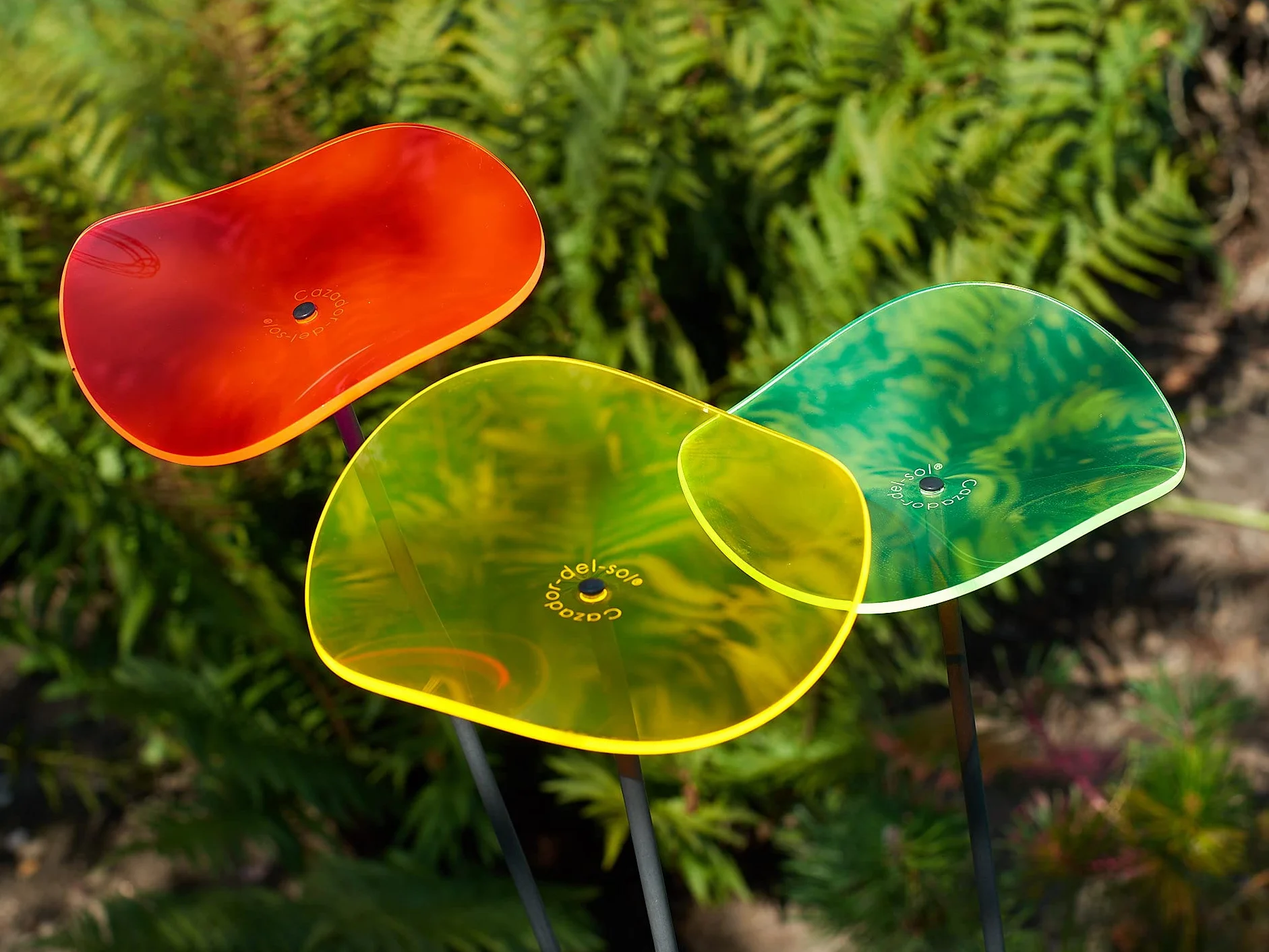 Cazador-del-sol ® Lucy - Medio | 3 acchiappasole curvi colorati (15 cm di diametro), altezza 120 cm