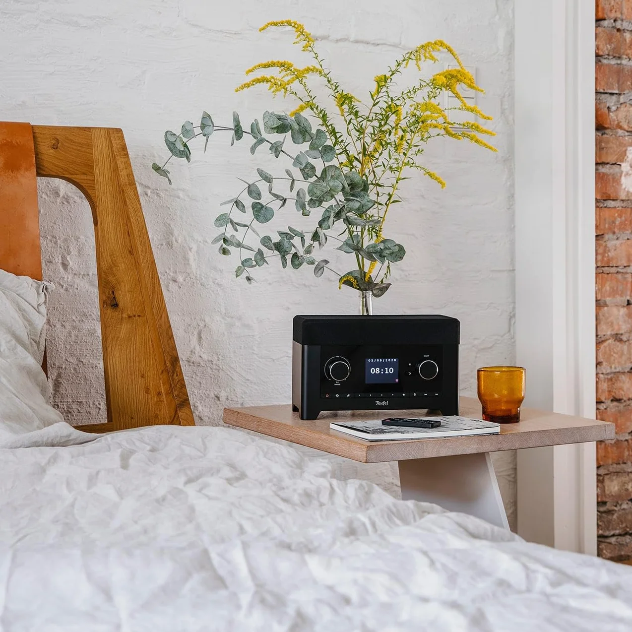 Teufel RADIO 3SIXTY Altoparlante Bluetooth con Radio Digitale Premium DAB+, 360° Suono e Subwoofer, Radio Internet, Funzione Power Bank - Nero