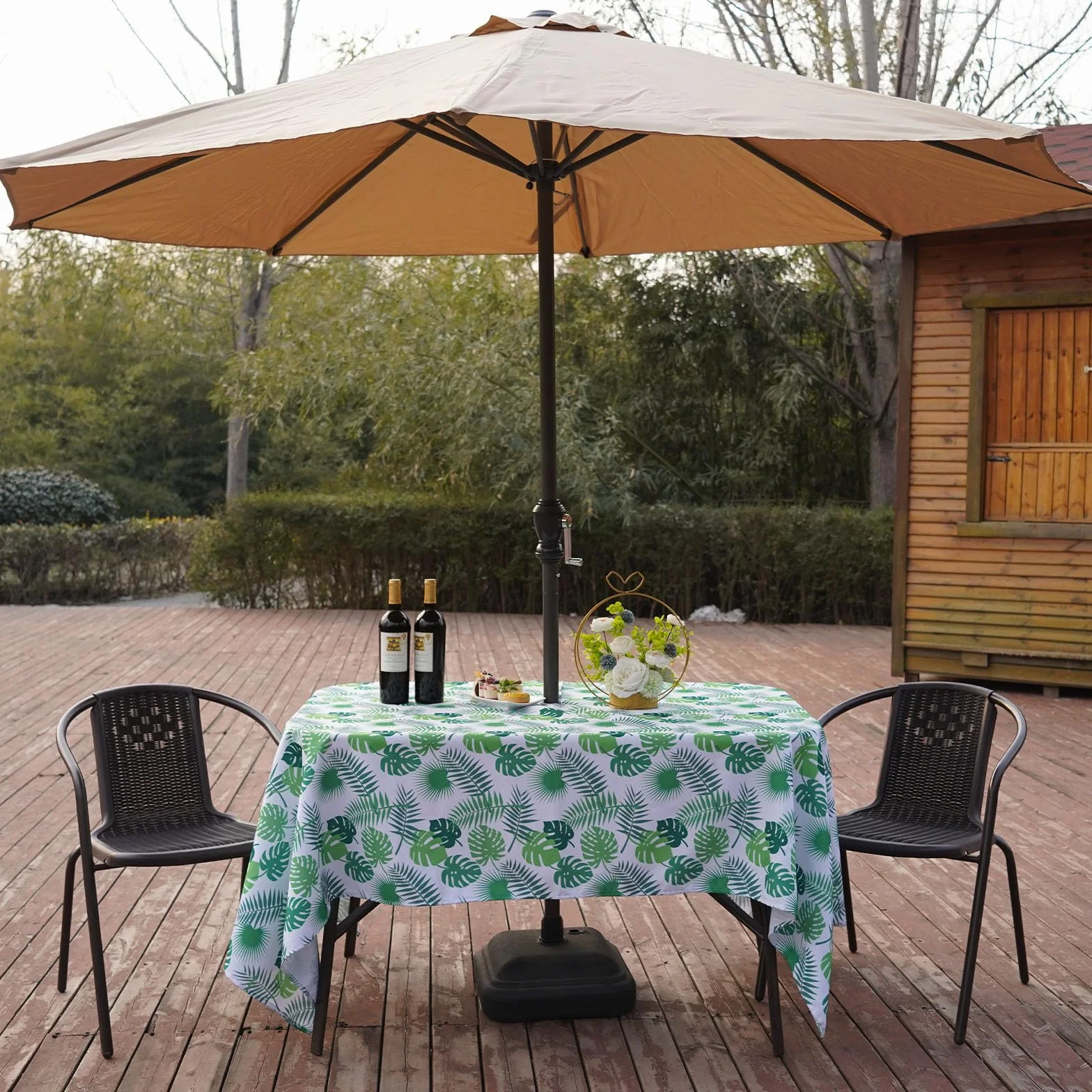 Tovaglia a prova di schizzi con foro per ombrellone 132 x 178 cm per patio giardino