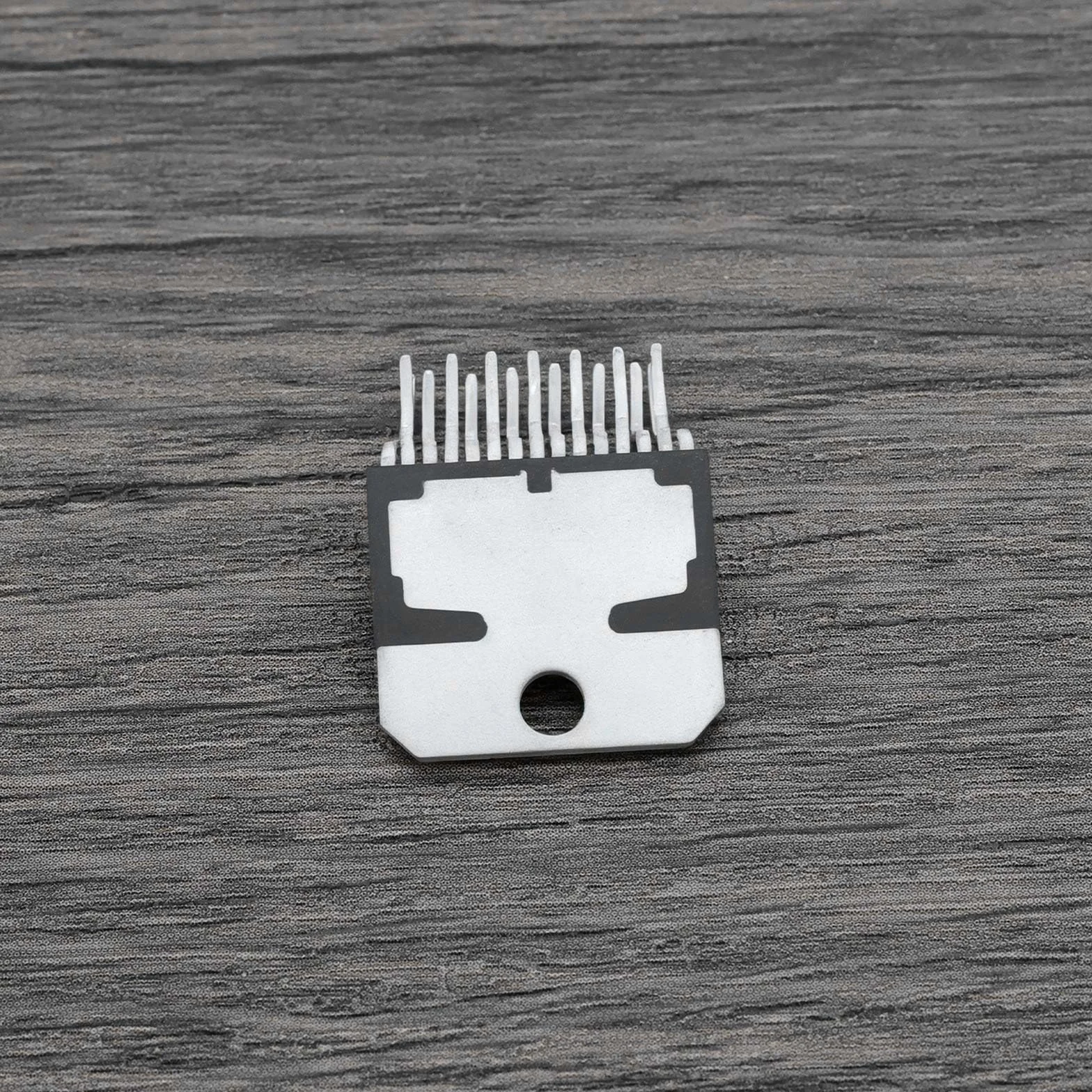 TDA7293 Amplificatore Audio Semiconduttore 100W 15V 15 Pin