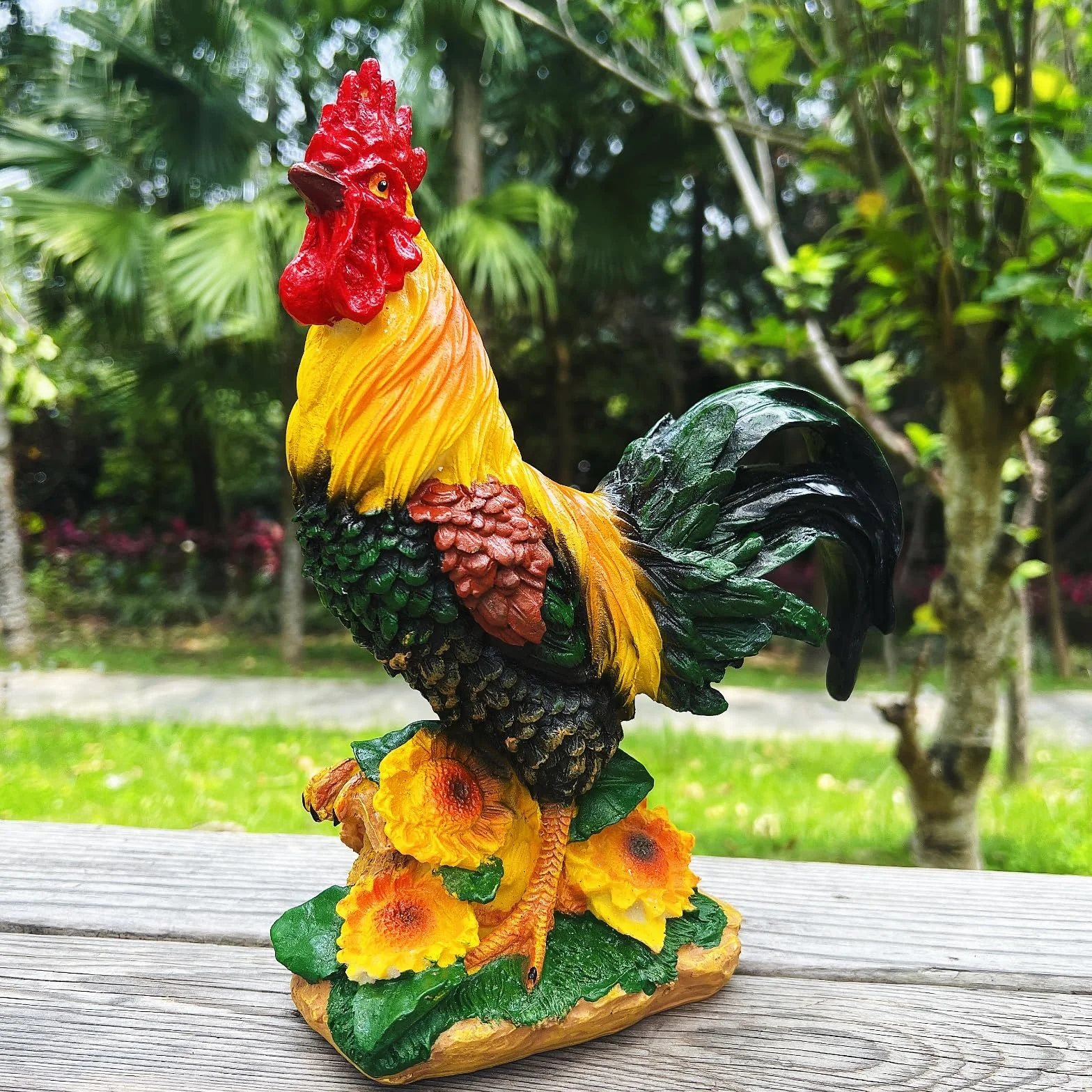 Decorazioni per statue da giardino a forma di gallo, scultura di pollo da cortile, decorazione di animali da fattoria, patio, cucina e ornamenti da prato