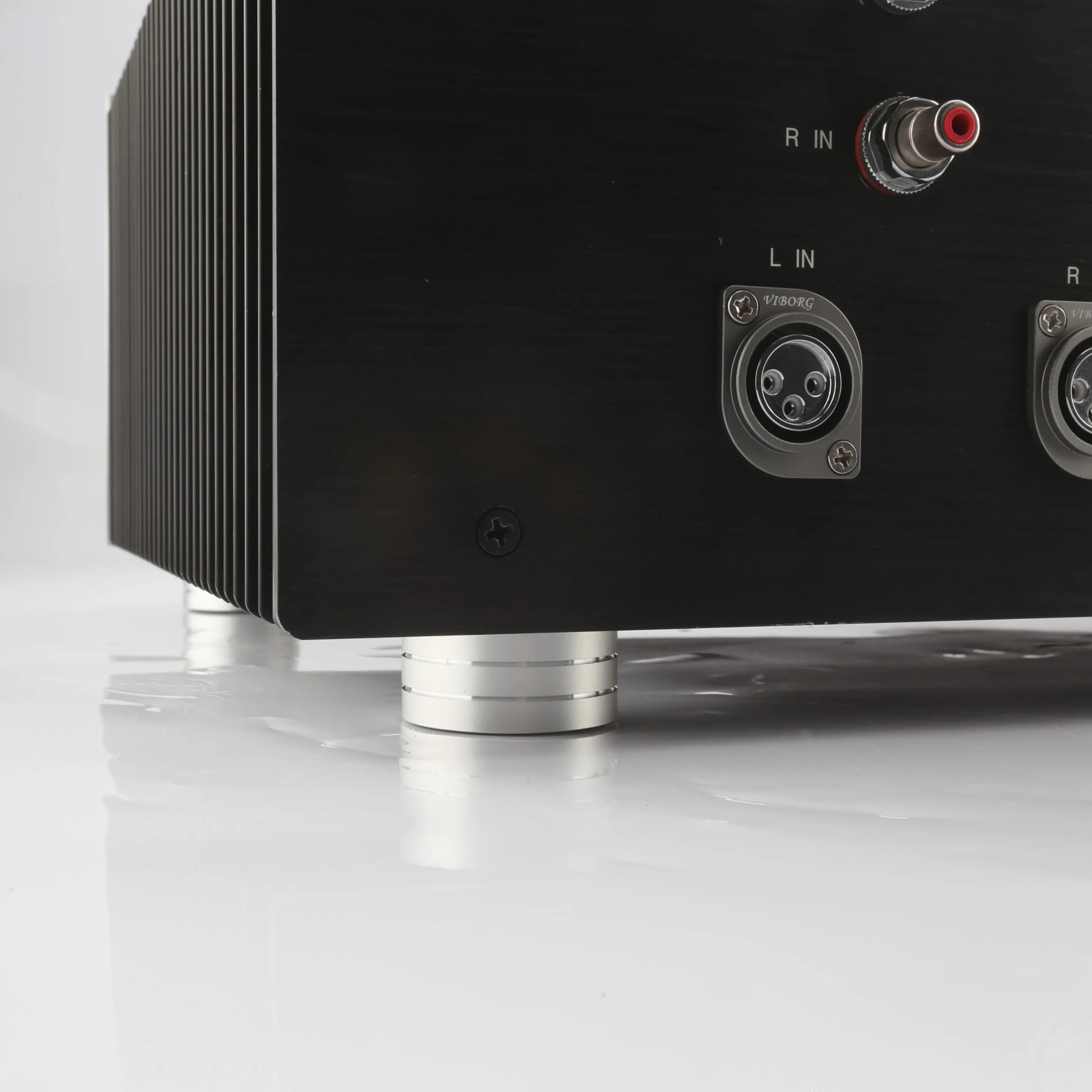 Tertullus 4 piedini HiFi in alluminio 40 mm × 20 mm Silver ammortizzatore vibrazioni per giradischi subwoofer