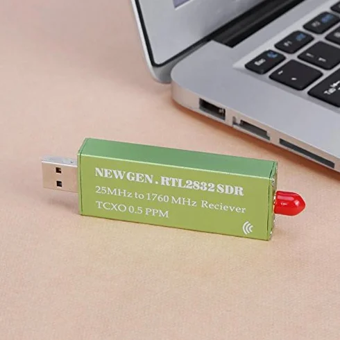 Adattatore USB RTL-SDR RTL2832U R820T2 1Ppm Ricevitore Sintonizzatore TV TCXO