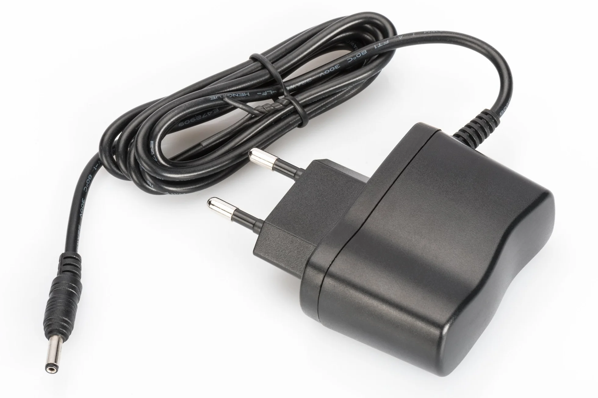 DIGITUS DisplayPort Adattatore Splitter da DP a 2x DP 4K Ultra HD 4096x2160 Nero