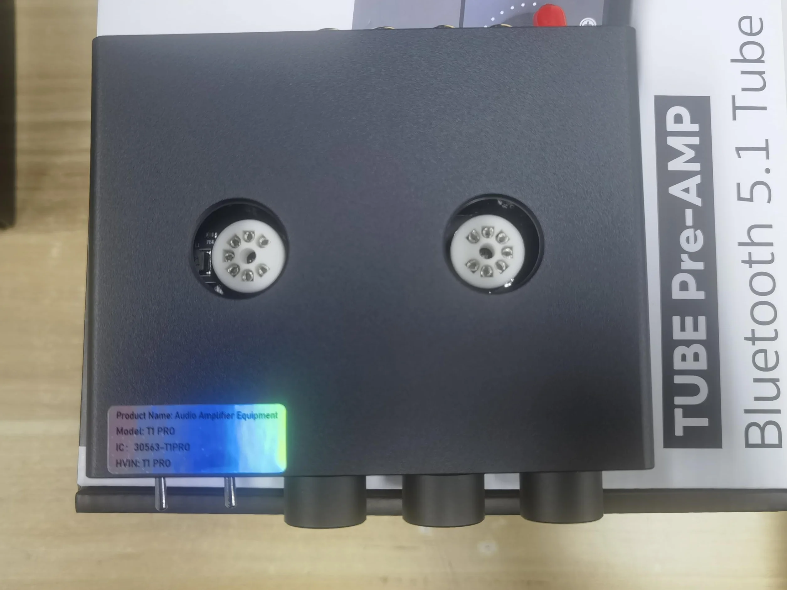 AIYIMA T1PRO Preamplificatore Tubo Audio Domestico Bluetooth 5.1 QCC3040 APTX-HD Regolatori Bassi Uscita Trigger