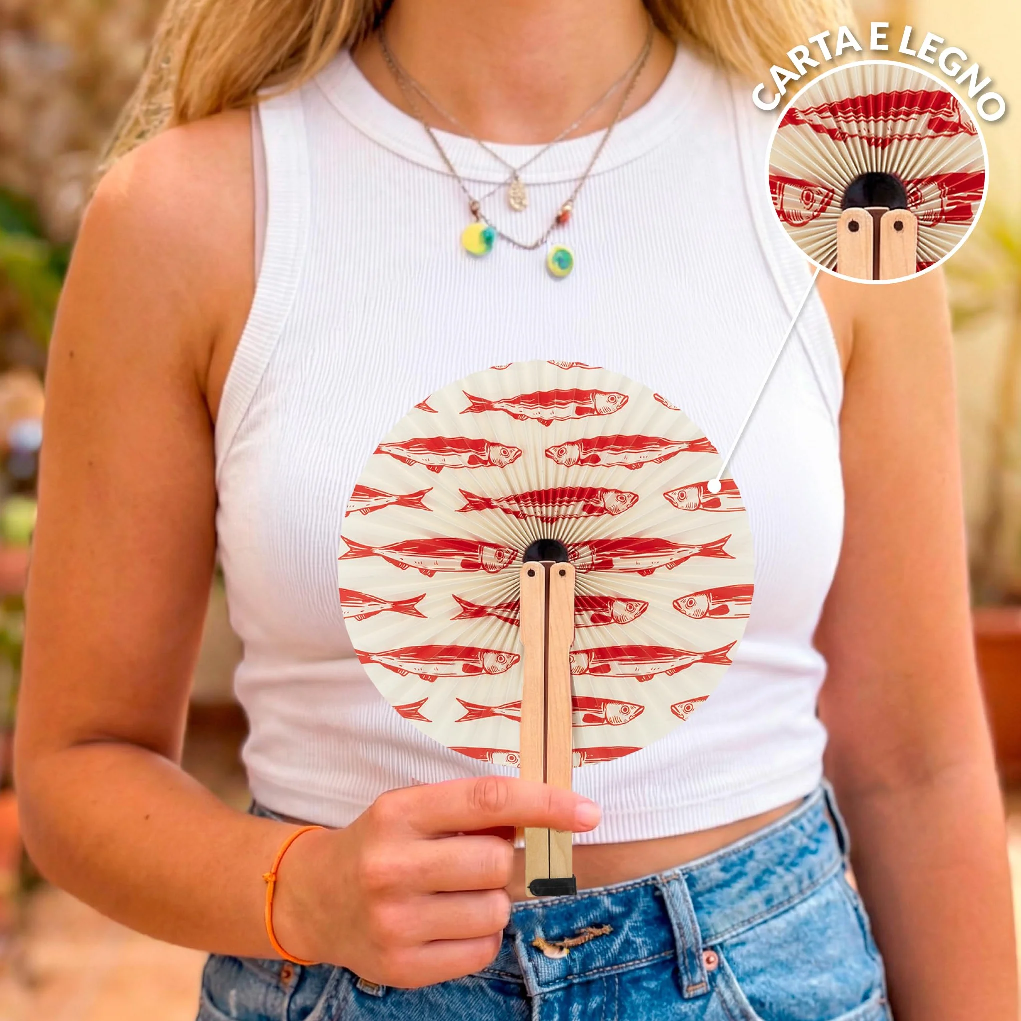 Fisura – Ventaglio pieghevole con motivo sardine, ventaglio originale in carta, pai pai bianco e rosso, accessorio per matrimonio, dettaglio per invitati, idea regalo festa o evento