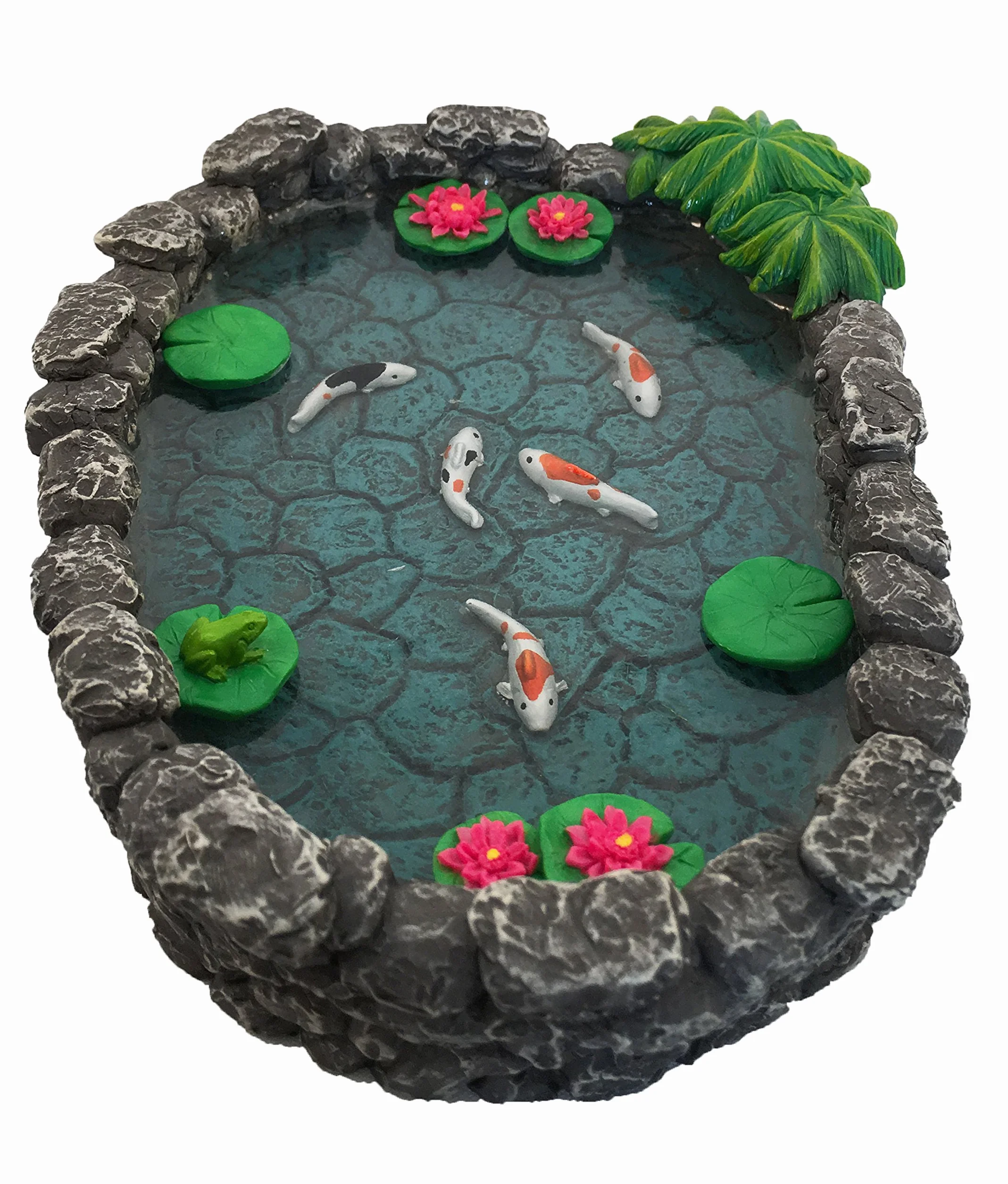 Laghetto in miniatura con carpe Koi, per giardino delle fate in miniatura. Un laghetto con accessori in miniatura per giardino delle fate in miniatura, di Glitzglam