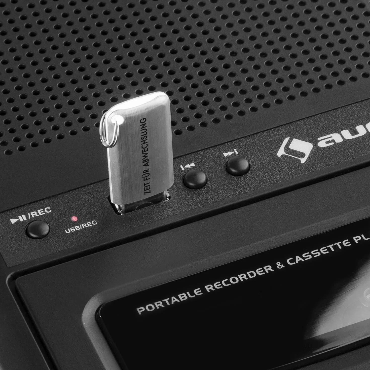 AUNA RQ-132USB Mangianastri Lettore Cassette Tape Portatile con Microfono Nero