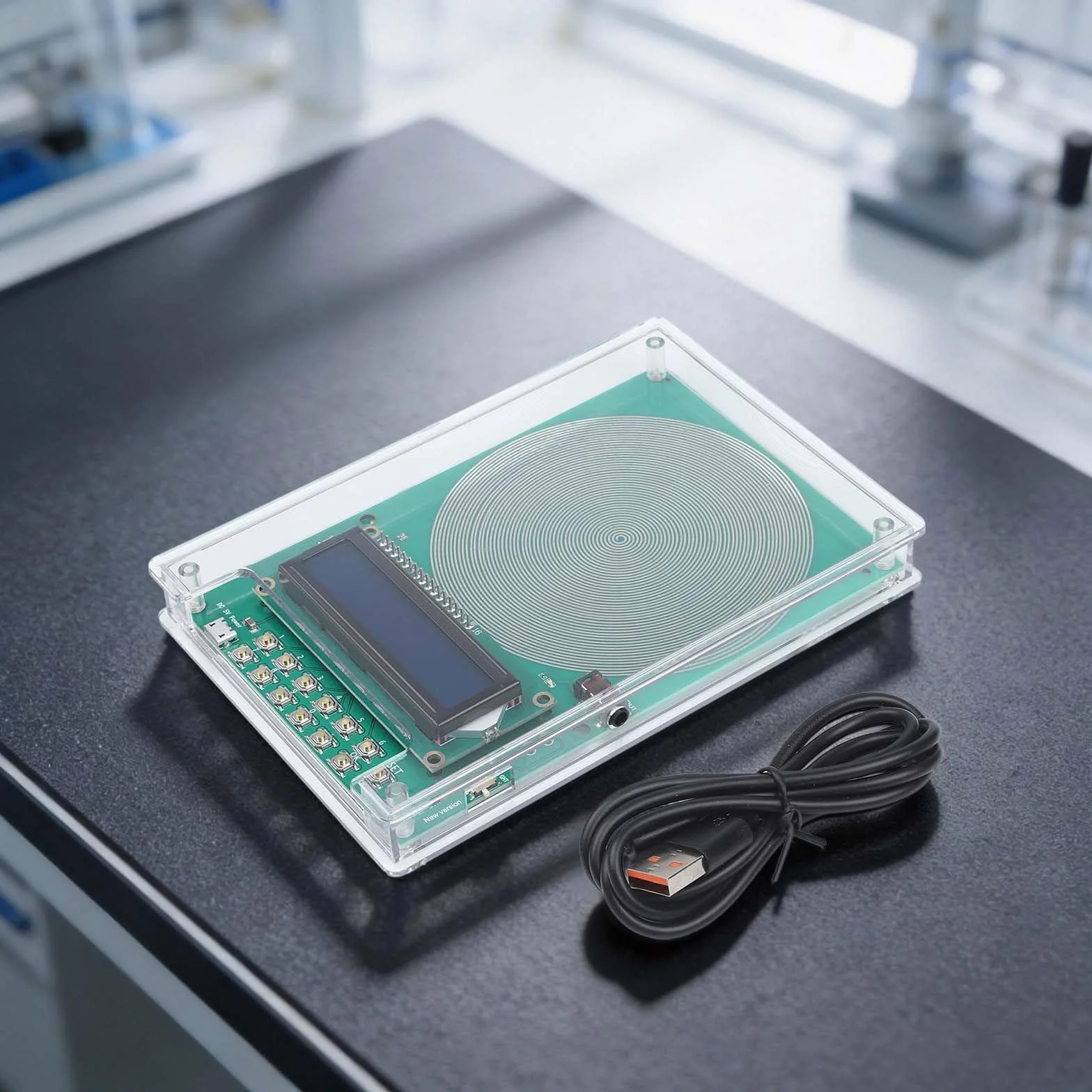 Generatore di frequenza V2 con frequenza regolabile da 0,1 Hz a 30 kHz con risonanza SchumannWave 7,83 Hz USB e opzioni di alimentazione CC per alleviare lo stress