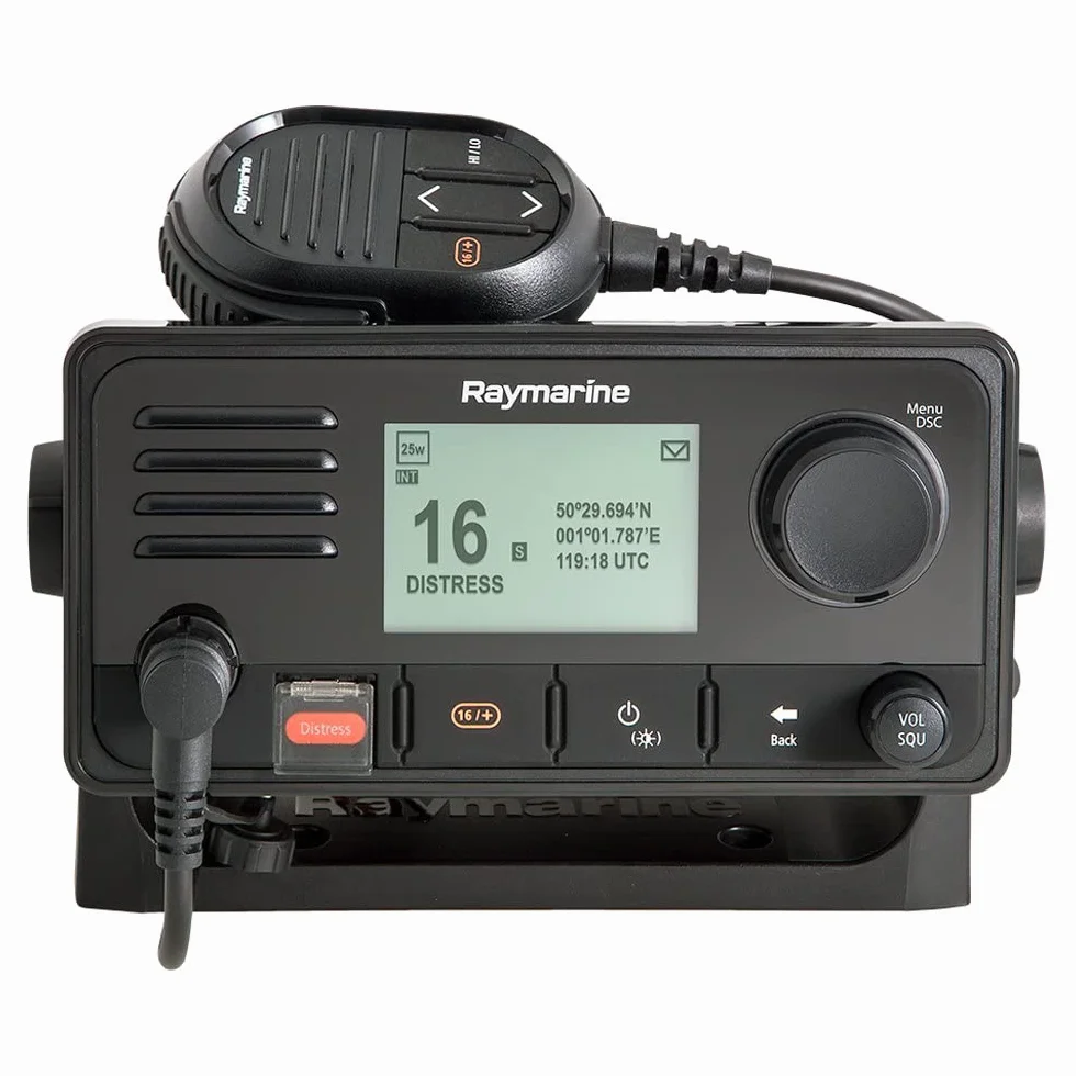 Raymarine Ray73 Marine VHF Radio z Hailer i GPS