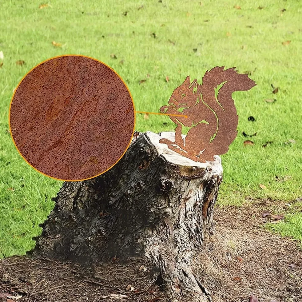 Voarge Uccelli Arrugginiti Scoiattolo, Uccello in Metallo Albero Spina per Legno Recinzione Figurine Decorazione Giardino (Ferro Scoiattolo)