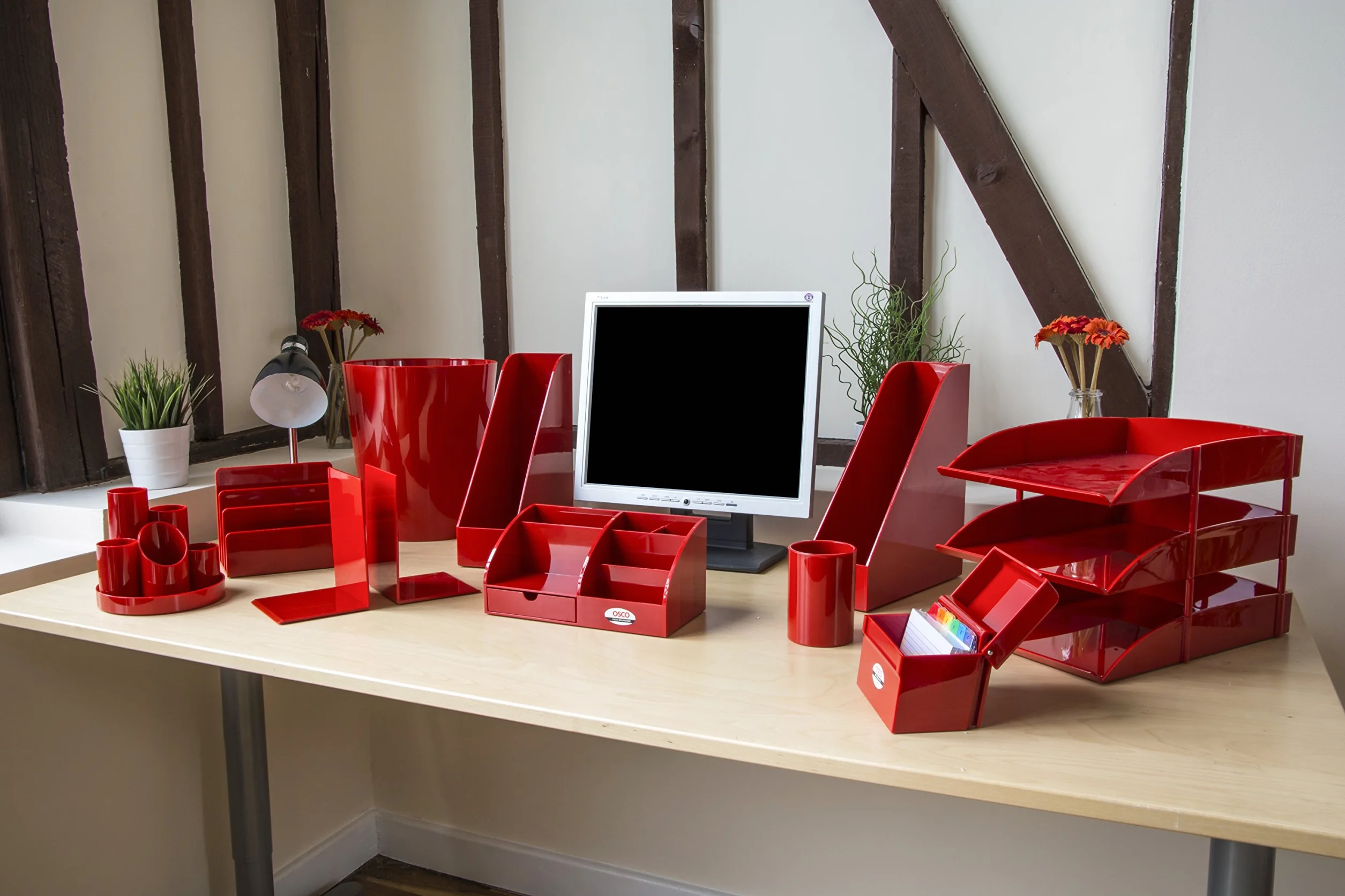 Osco AIBOX-RED Red Hi-Gloss Index Box 100 Cards Coloured Tabs