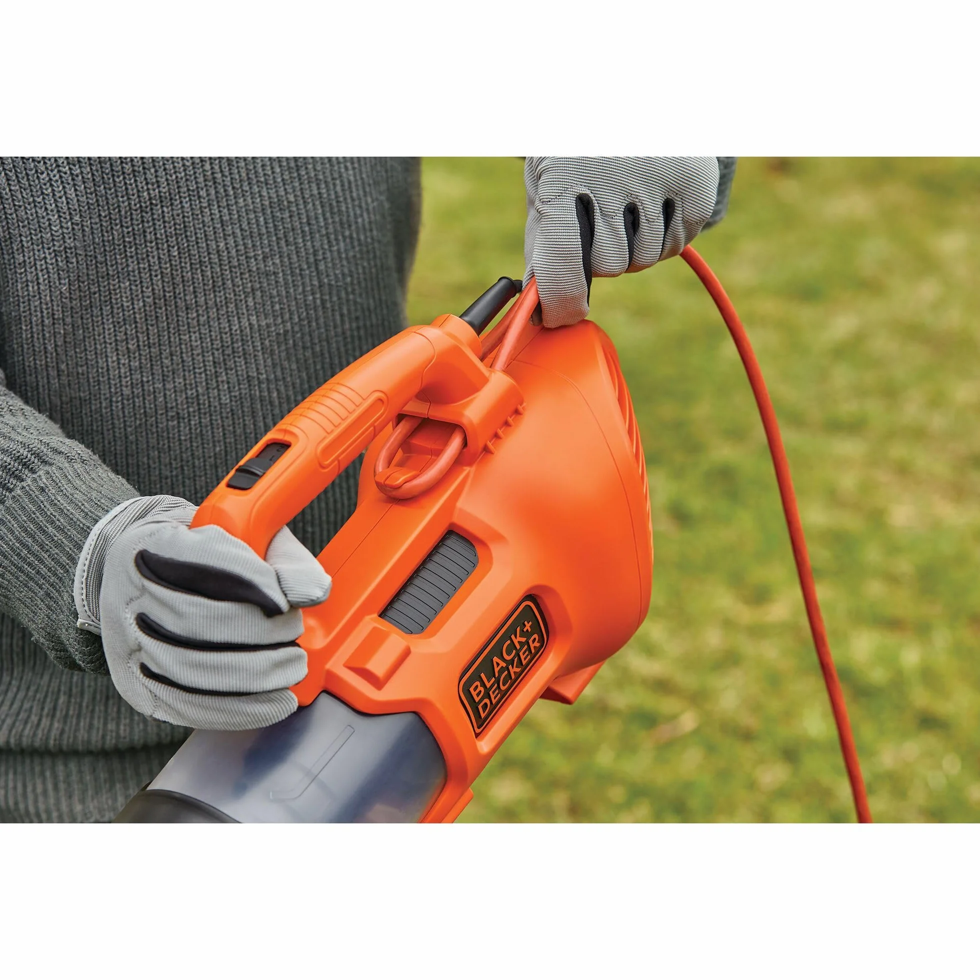 BLACK+DECKER,SOFFIATORE ASSIALE 1850W - VEL SOFFIAGGIO FINO A 190 KM/H, DESIGN LEGGERO E COMPATTO . BEBL185-QS