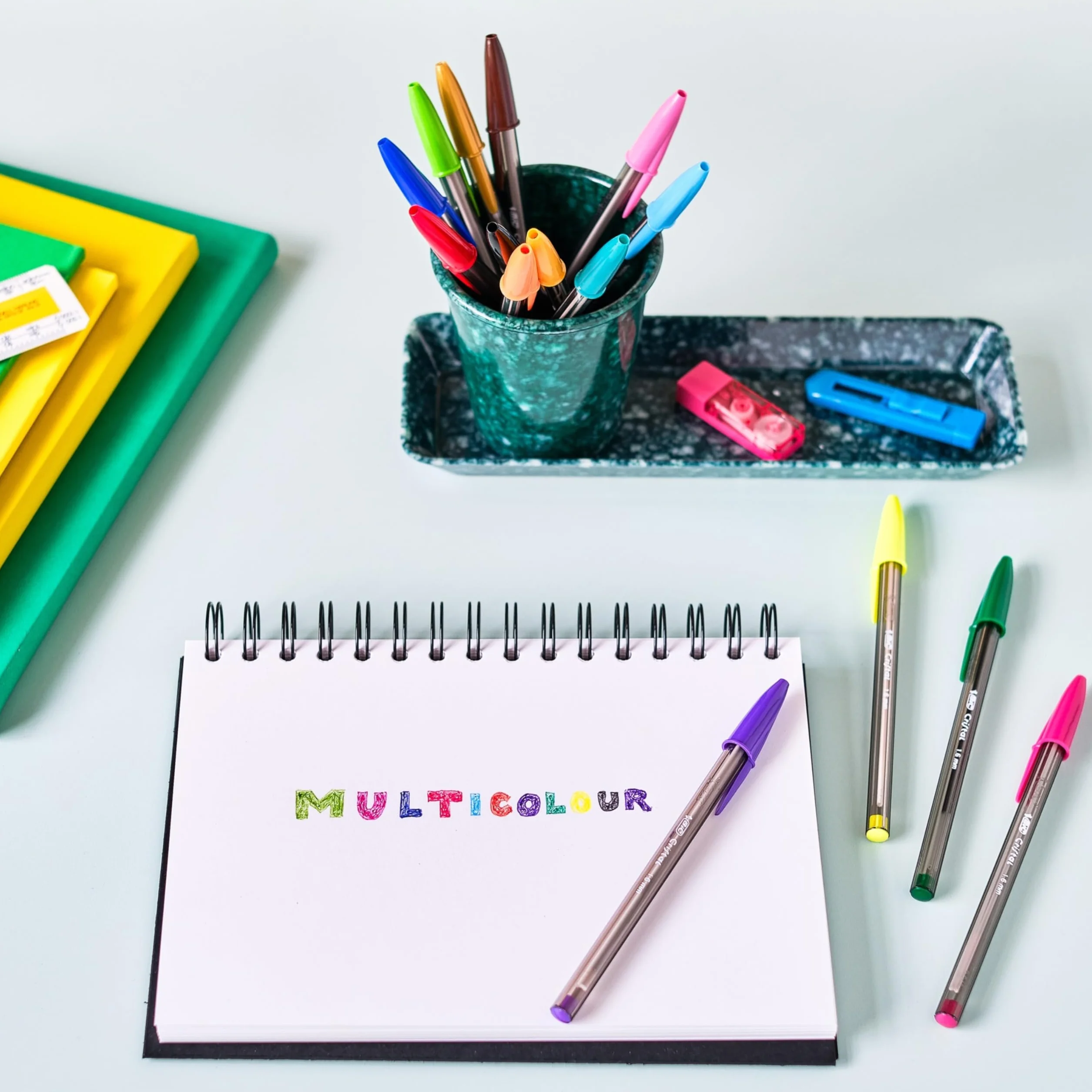 BIC Cristal Multicolour Penne a Sfera Punta Larga 1.6mm Set Scrittura 15 Unità