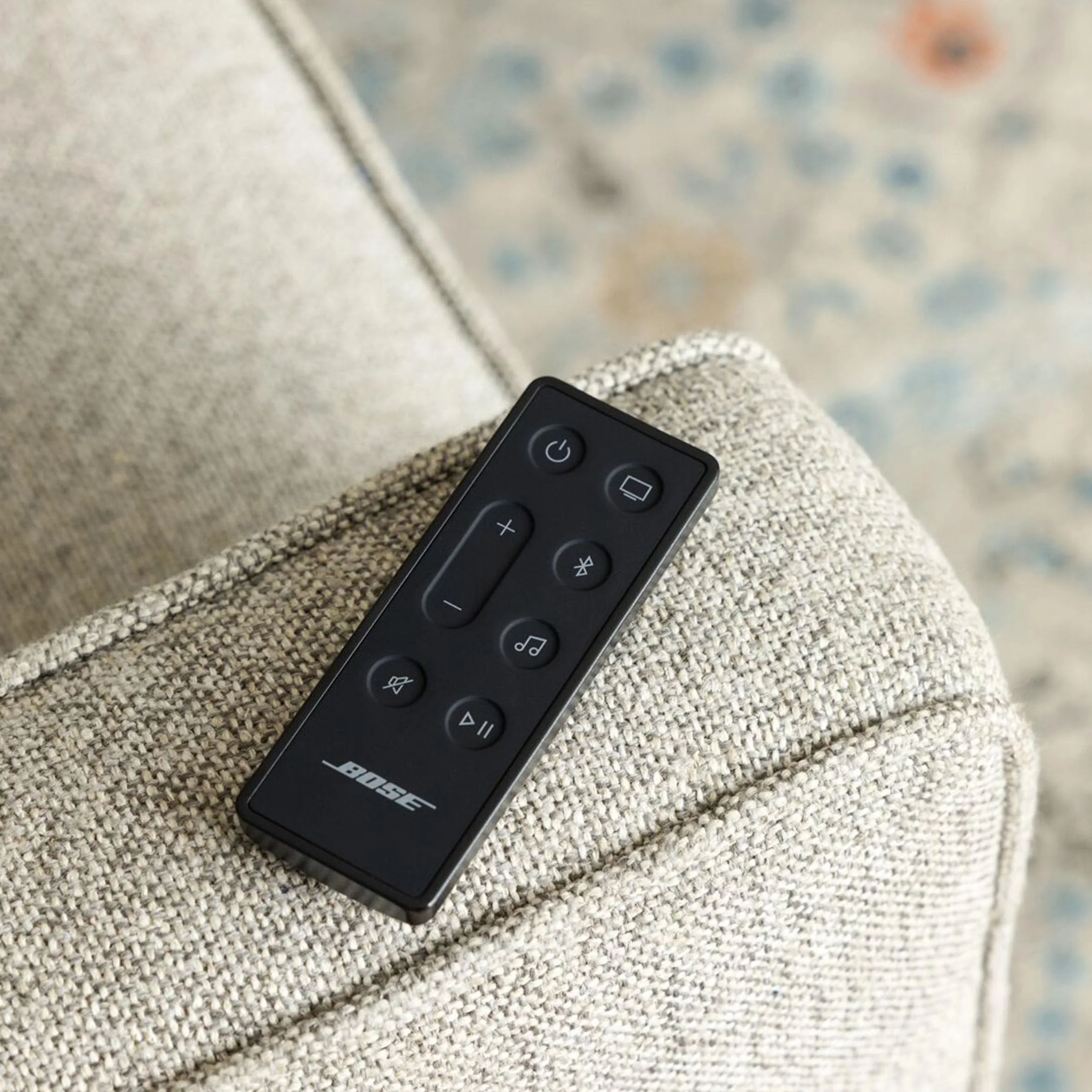 Bose Smart Soundbar Dolby Atmos Bluetooth z Amazon Alexa, Nero