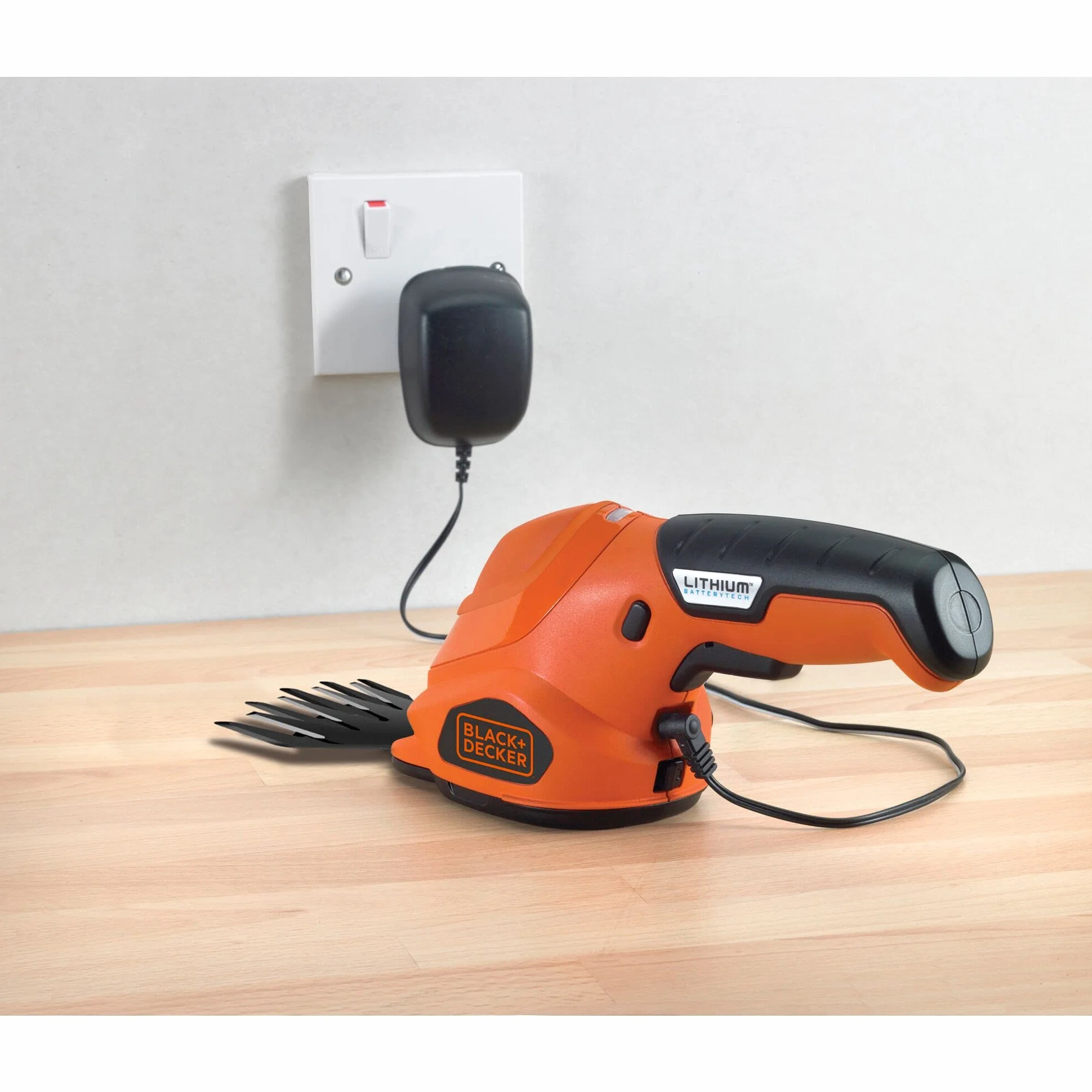 BLACK+DECKER GSL200-QW nożyce do żywopłotu akumulatorowe 3.6V 10cm