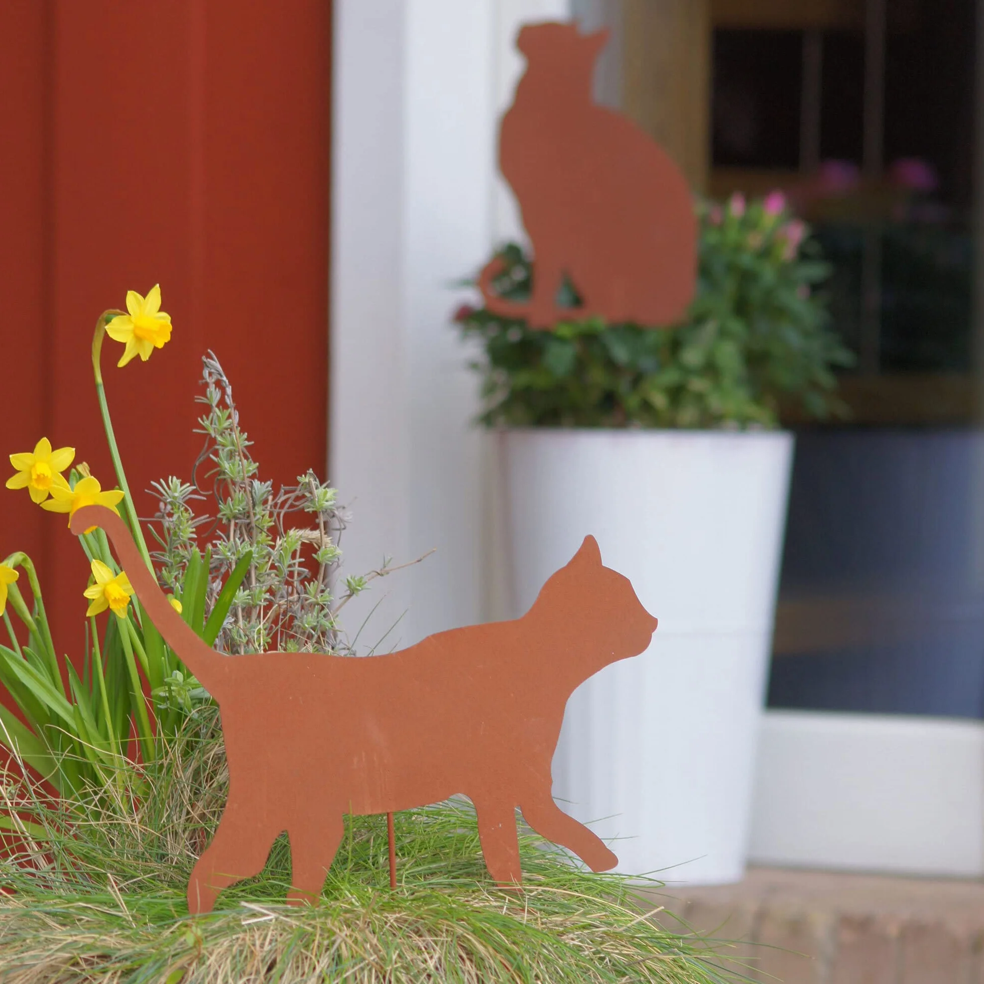 UNUS Set di 4 pali da giardino con patina, forma gatto, decorazione da giardino con aspetto ruggine, decorazione in metallo resistente alla ruggine per giardino, terrazzo, balcone, vaso da fiori