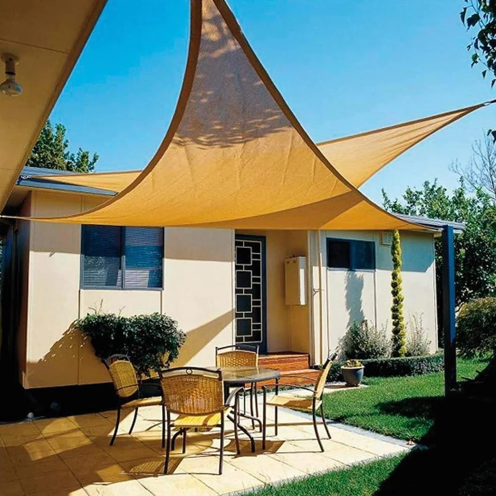 Bakaji Vela Telo ParaSole Tenda Triangolare Ombreggiante in HDPE 5x5 Mt Resistente Protezione UV 90% Per Ombra Giardino Terrazzo con Aggancio Occhielli Senape (5 x 5 x 5 mt)