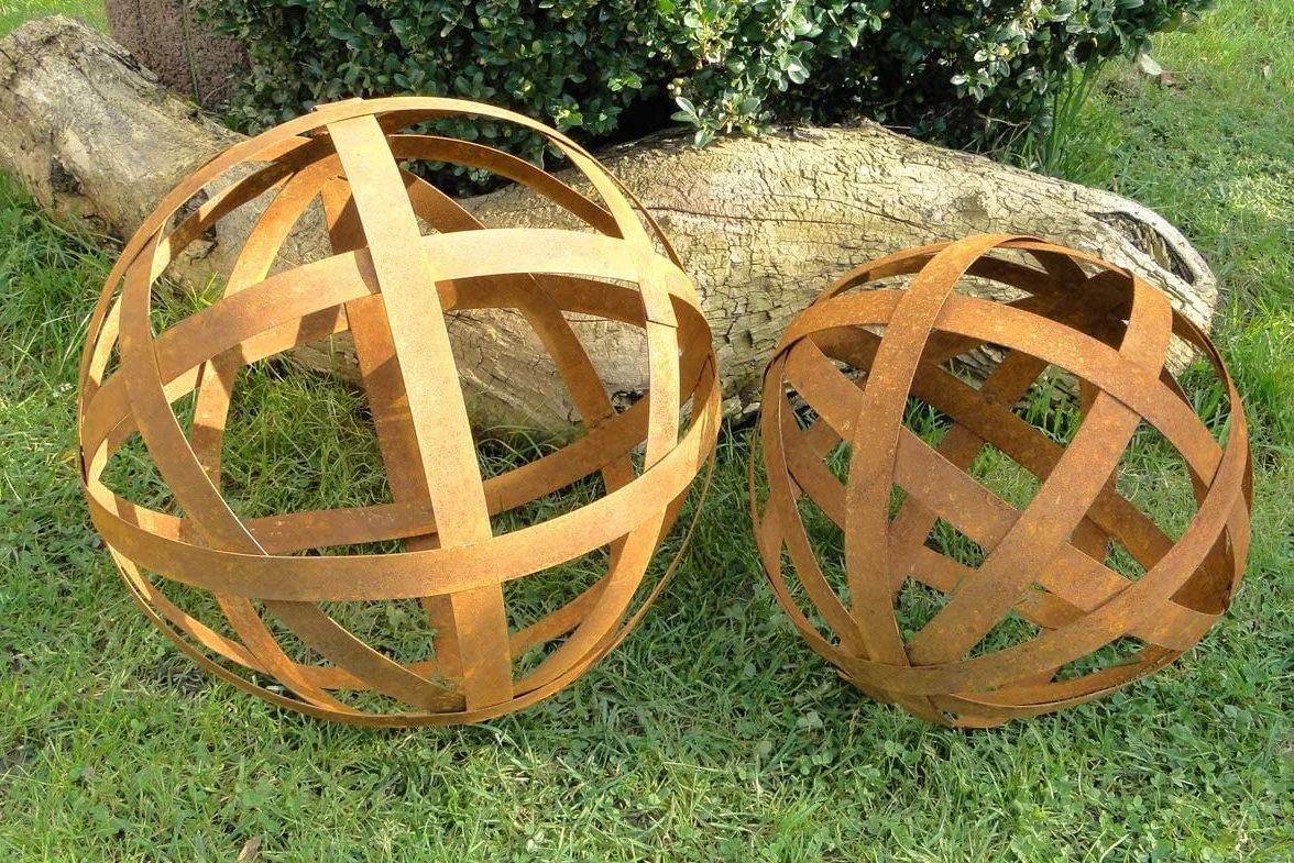 Bornhöft Set di palline da 30 cm + 20 cm, in metallo arrugginito, decorazione da giardino