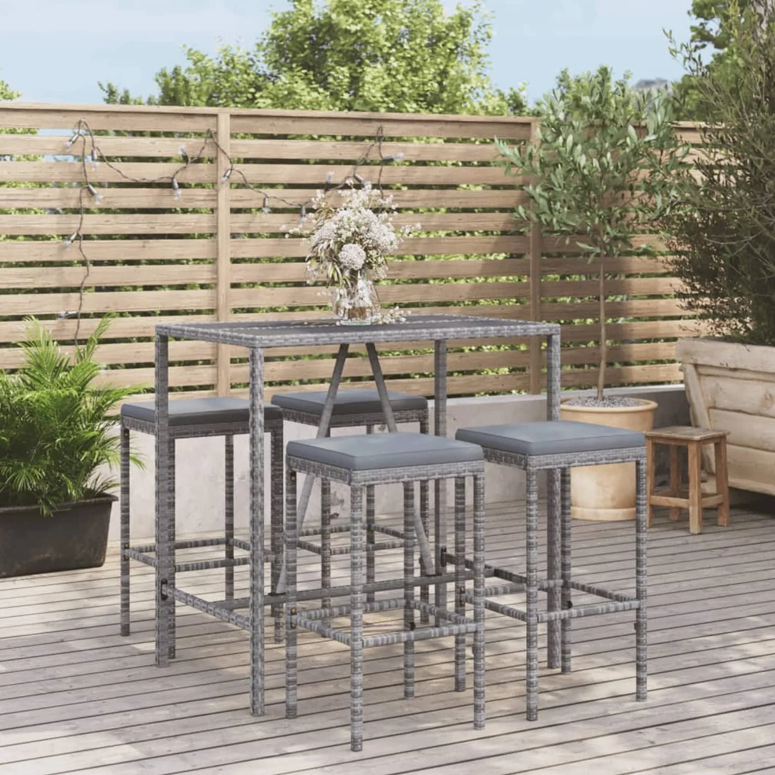 Gecheer Set Bar da Giardino 5 pz con Cuscini in Polyrattan,Tavolo Bar con Sgabelli,Mobile Bar per Esterno,Set Tavolo e Sedie da Bar Esterno,Tavolo e Sgabelli da Bar Grigio