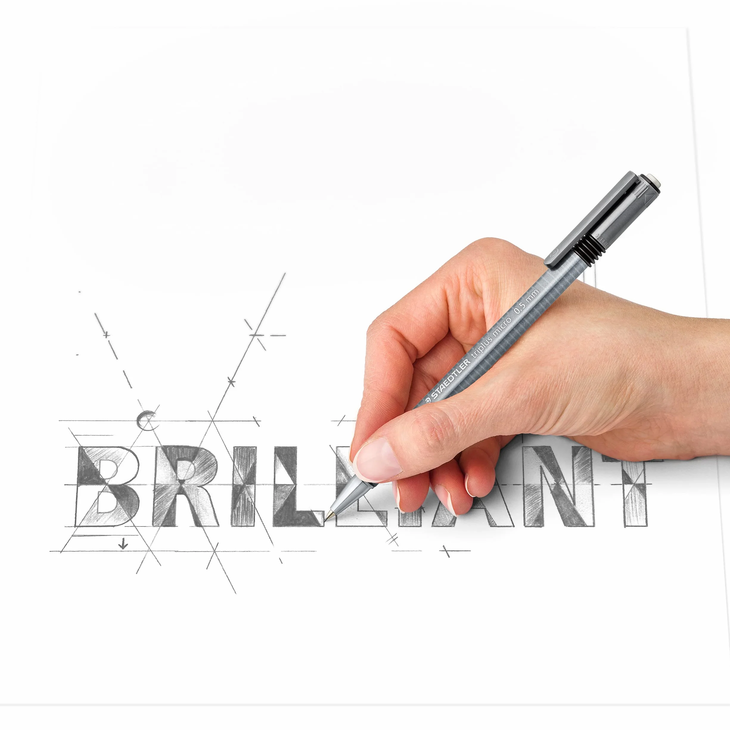 Staedtler Triplus Micro Portamine 0.5 con Gommino Integrato e Tubetto Mine, Matita Meccanica per Disegno e Scrittura