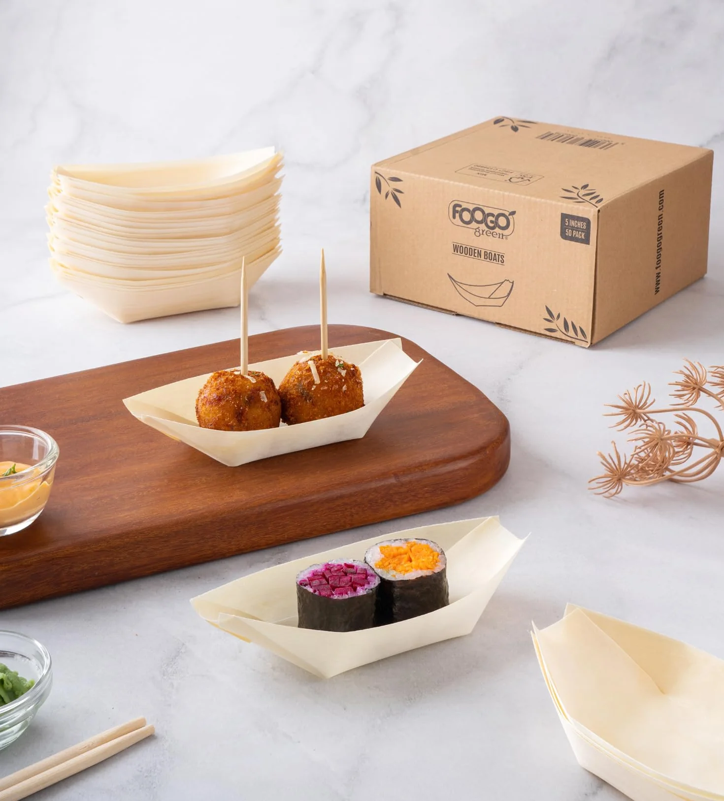 FOOGO Green 50 Barchette di Legno di Bambù Monouso, 23 cm, Certificate FSC®, Barbecue, Feste in Giardino, Aperitivi, Antipasti, Ecologiche, Biodegradabili, Feste di Nozze, Bicchieri di Carta