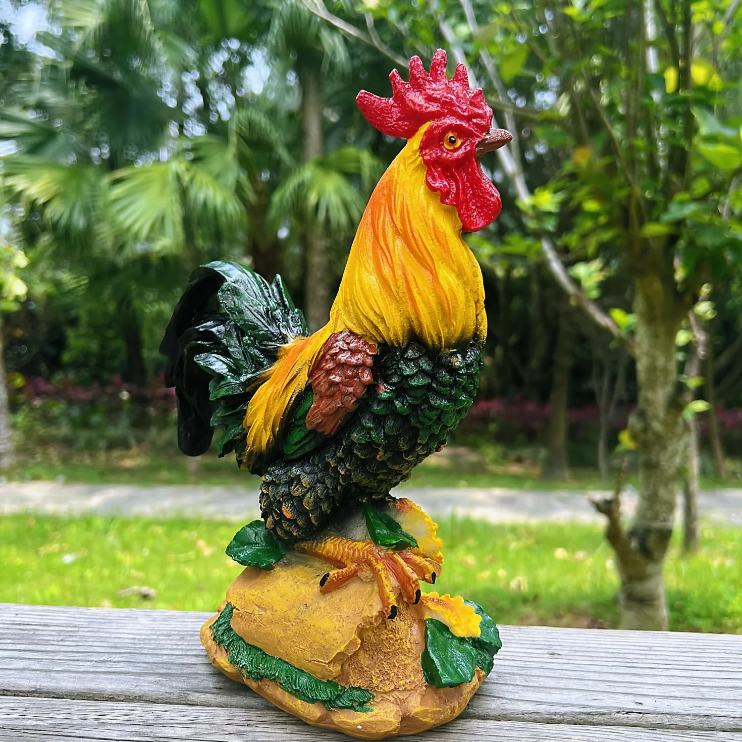 Decorazioni per statue da giardino a forma di gallo, scultura di pollo da cortile, decorazione di animali da fattoria, patio, cucina e ornamenti da prato